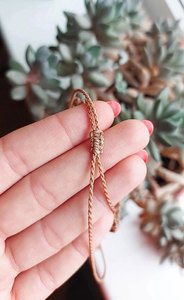 Collar de Macramé Hecho a Mano con Colgante de Labradorita, Piedra Natural Ajustable, Joyería Boho Curativa - Product Image 3