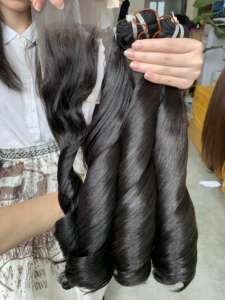 Lots de Cheveux Remy 100% Vietnamiens de Haute Qualité, Prix de Gros, Cheveux Vierges Bouclés et Volumineux de Meilleure Qualité, Marque VNHL, Styles à Trame Unique - Product Image 4