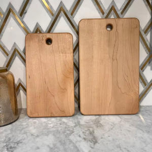 Tabla de cortar de madera maciza de acacia con logotipo personalizado, bandeja para cortar, plato de madera para frutas y pizza, utensilio de cocina con asa y cordón. - Product Image 1