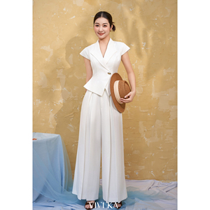 Chaleco Elegante para Mujer con Solapa con Muescas, Manga Casquillo, Lazos Traseros y Peplum, Traje de Oficina/Negocios con Botones, ODM OEM NERINA - Product Image 2