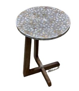 Exquisita mesita de noche tradicional de nácar, diseño de incrustaciones florales hechas a mano de primera calidad para interiores de casas sofisticadas - Product Image 5