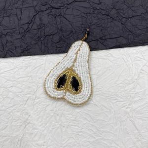 Breloques en perles d'onyx noir plaqué or, pendentifs en cluster de 3 perles pour la fabrication de bijoux, breloques de pierre de naissance faites à la main - Product Image 6