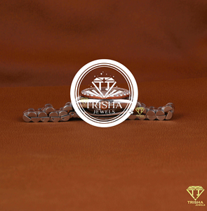Reloj de lujo con diamantes para hombre con correa de silicona amarilla, cronógrafo con incrustaciones de diamantes, reloj de pulsera de cuarzo. - Product Image 2