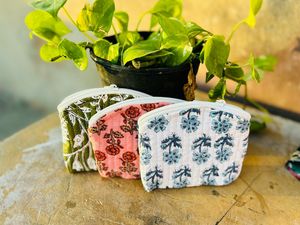 Monedero Acolchado Estilo Vintage con Diseño Floral, Cartera Pequeña con Cierre, Organizador para Tarjetas, Bolsa de Regalo con Flores Variadas - Product Image 2