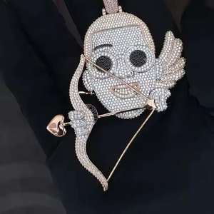 Colgante Unisex de Plata de Ley 925 Sólida con Forma de Dibujo Animado, Estilo Hip Hop, Moissanita Blanca de Corte Brillante, Engastado en Bisel, con Flecha de la Suerte - Product Image 4