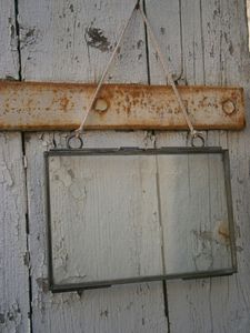 Wholesale <b>Vintage</b> Metal Glass Hanging Photo <b>Frame</b> Rustic Home Decor Wall Art <b>Picture</b> Display <b>Frame</b> Custom Hospitality Supplier - Product Image 1