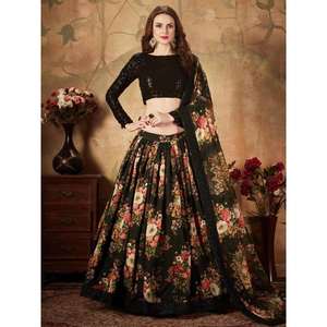 Mariage en soie organza à imprimé floral noir hypnotisant Lehenga Choli Tenue de mariée élégante et élégante - Product Image 6