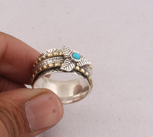 Anillo de Turquesa al por Mayor, Plata de Ley 925, Anillo Minimalista Apilable, Proveedor de Joyería B2B, Anillo Hecho a Mano con Gema de Turquesa - Product Image 1