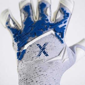 Gants de gardien de but professionnels en caoutchouc souple et respirant pour l'entraînement au football, les exercices d'équipe et les entraînements de gardiens - Product Image 4