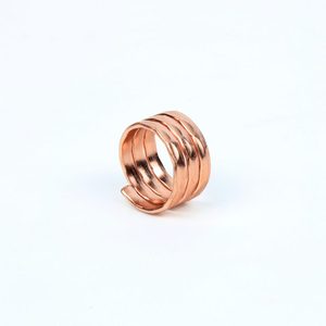 Anillo de Dedo Moderno con Banda Geométrica de Cobre – Elegante Anillo Minimalista de Múltiples Bucles con Diseño de Espiral Ancha - Product Image 2