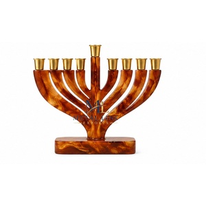 Ménorah en résine marbrée rose, 9 branches, vente en gros, porte-bougie de Hanouka de luxe, cadeau de Hanouka israélien, fournisseur de décoration intérieure - Product Image 2
