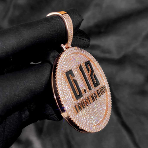 Colgante redondo de moissanita plateada personalizado, collar estilo hip hop con incrustaciones de diamantes, joyería de lujo para hombre y mujer, regalo. - Product Image 3