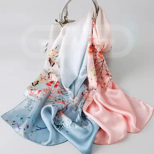 Diseño de calidad premium Venta caliente OEM ODM Diseño Mujeres Función al aire libre Usar Bufandas de seda para mujeres Bufandas de seda - Product Image 5