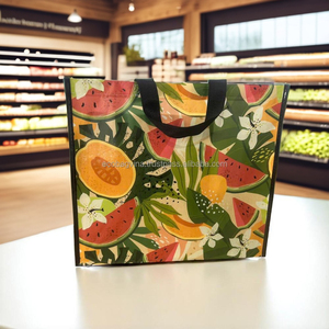 Bolsa de mano reutilizable no tejida con logotipo personalizado, bolsa de compras impresa a ambos lados con asa de transporte laminada, fabricada en Vietnam - Product Image 1