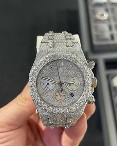 Reloj Analógico de Lujo con Esfera Redonda de Cuarzo Moissanite y Acero Inoxidable, Correa de 20 mm, Cristal de Zafiro, Logotipo Personalizado - Product Image 1