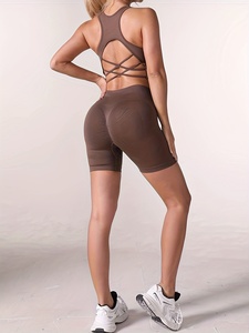 Ensemble de fitness moderne pour femmes, haut court et short, vêtements de sport respirants pour le yoga, la gym, l'exercice et les tenues décontractées quotidiennes - Product Image 4