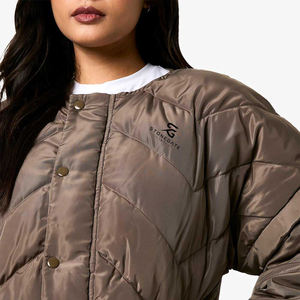 Chaleco Acolchado de Moda para Mujer con Logotipo Personalizado OEM, Chaqueta sin Mangas, Abrigo de Invierno Cálido y Holgado con Cuello Alto - Product Image 4