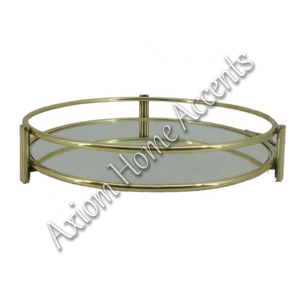 Axiom Home Accents Bandeja de servicio de latón elegante Acabado pulido para fiesta de Navidad y decoración de mesa - Product Image 5