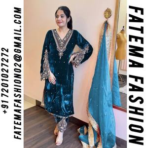 Traje de Terciopelo de Diseño Étnico Moderno Pakistaní, Bordado con Hilo Zari, Lavable a Máquina, Vestido de Fiesta con Mangas Campana, Listo para Usar - Product Image 2
