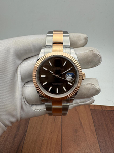 Montre de luxe Hip Hop bicolore or rose et acier inoxydable 40 mm, cadran marron chocolat, lunette cannelée, mouvement ETA de haute qualité - Product Image 3