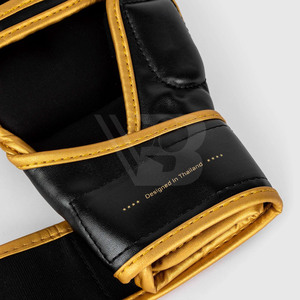 Gants de MMA demi-doigts en cuir PU pour hommes, personnalisés, respirants, légers, meilleur prix, fabriqués au Pakistan pour les arts martiaux et la boxe - Product Image 6