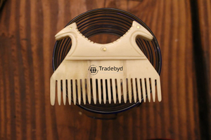 Peine de Cabello de Hueso Natural Tradebyd, Peine Desenredante con Acabado Suave, Accesorio de Belleza Hecho a Mano de Primera Calidad - Product Image 2