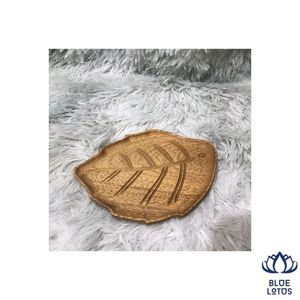 Plateau de découpe en bois durable de haute qualité, forme de feuille, naturel, résistant, plateau de service, vente en gros - Product Image 1