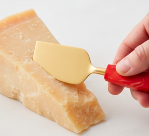 Ensemble de couteaux à fromage et à beurre brillants avec finition dorée et manche en résine attrayant – Articles de cuisine uniques - Product Image 4