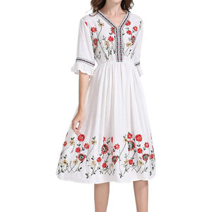 ชุดเดรสสั้นแขนสั้นปักลายสไตล์เม็กซิกันสำหรับผู้หญิง พร้อมกระโปรงจีบ - ชุดเดรสสำหรับงานปาร์ตี้ฤดูร้อน - Product Image 2