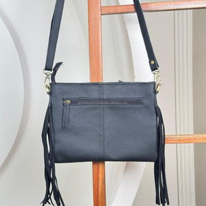 Offre Spéciale haute qualité populaire usiné à la main en cuir frange sacs à bandoulière pour femmes grande capacité en cuir véritable bandoulière sacs à main - Product Image 5