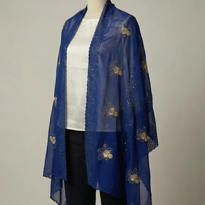Voile de coton premium ajouré, hijab brodé floral avec strass, respirant pour usage quotidien - Product Image 4