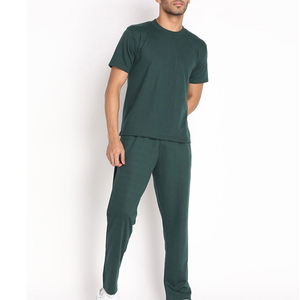 Conjunto Deportivo Verde Sólido para Hombre, Cuello Redondo, Manga Corta, Corte Regular, Algodón Ligero, Ropa Casual, Temporada de Primavera - Product Image 3