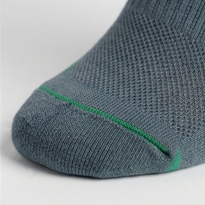 Crew <b>Socks</b> Solid Gray Breathable Polyester Spandex <b>Running</b> Athletic Sports <b>Socks</b> for Adults Summer Standard Thickness - Product Image 6