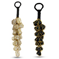 Venta al por mayor hecho a mano cristal colgante coche ornamento cristal artesanía Feng Shui mascota estatuilla curación coche encanto accesorios difusor
