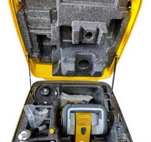 VENTES FLASH : Station totale robotisée industrielle Trimble RTS771 avec contrôleur FieldLink et accessoires - Product Image 1