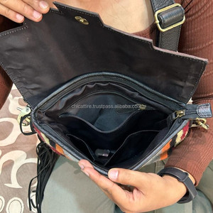 Nuevo bolso de mano con manta con sillín con estilo occidental, correa de cuero mecanizada, bolsos laterales aztecas de alta calidad, bolso tallado a mano colorido Vintage - Product Image 6