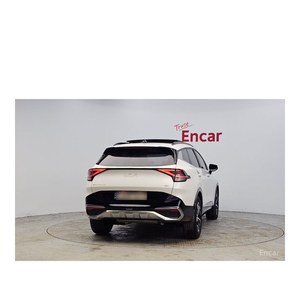 Kia Sportage Noblesse 2WD 2023 avec boîte automatique, sièges en cuir, caméra de recul - 76 097 km - Product Image 4