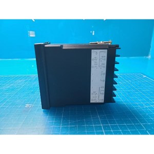 RKC C400FD07-V*CP เครื่องควบคุมอุณหภูมิแบบดิจิตอล ใช้เป็นอะไหล่อุปกรณ์เซมิคอนดักเตอร์รุ่นเก่า - Product Image 4