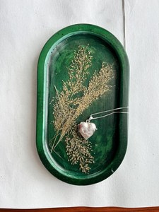 ถาดวางของตกแต่งทางเข้าบ้านทำจากเรซิ่นเซรามิกสีเขียว ดีไซน์ธรรมชาติ ใช้เป็นที่เก็บของจุกจิก หรือใส่เครื่องประดับ - Product Image 3