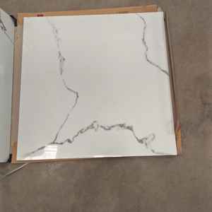 Carreaux de porcelaine 60x60cm, épaisseur 8,5mm, style Calacatta, aspect marbre blanc, carreaux de porcelaine vitrifiée émaillée 600x600mm - Product Image 6