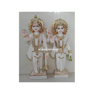 Statue de Laxmi Vishnu en marbre blanc au design unique, avec surface durable et brillante, en position debout sur un socle, idéale pour offrir en cadeau. - Product Image 5