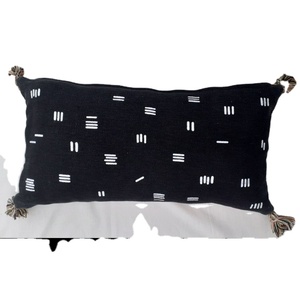 Funda de cojín decorativa con estampado personalizado de lujo de primera calidad, cojines lavables y resistentes a las manchas para decoración del hogar, técnicas tejidas - Product Image 1