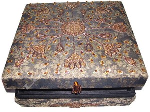 Hand-Carved Eco-Friendly Polished Customized Velvet Home Decoration Fancy Embroidered Designer Brass Inlay <b>Rectangular</b> Jewelery - Product Image 1