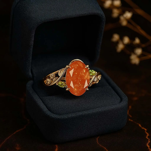 Bague Art Déco Unique avec Pierre de Soleil Ovale 2 Carats et Moissanite, Bague d'Anniversaire, Bague de Fiançailles Empilable, Bague de Mariage, Bague de Demande en Mariage - Product Image 4