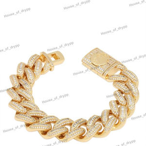 สร้อยข้อมือคิวบาลิงค์แบบ Iced Out ประดับเพชรโมอิสซาไนต์ทรงบาแก็ตต์ เงินแท้ 925 สไตล์ฮิปฮอปสุดหรู ดีไซน์โดดเด่น - Product Image 2