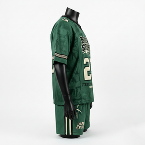 Conjunto de Camiseta y Pantalones Cortos de Fútbol para Mujer, 160 GSM, Malla de Poliéster Premium, Diseño de Paneles Verde Oscuro, Logotipo Personalizado por Sublimación - Product Image 4