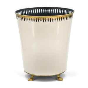 Étonnante poubelle en métal au design moderne qui rehausse l'esthétique des cuisines, des lieux de travail et des espaces publics. - Product Image 6