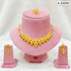 Juego de Collar y Aretes con Incrustaciones de Concha, Chapado en Oro de 24 Quilates, Diseño Floral Tradicional para Mujer, Joyería para Bodas, Fiestas y Compromisos - Product Image 4