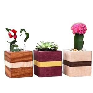 Macetas creativas de madera para pueblo, macetas de corteza de abeto para decoración de jardín, maceta para patio trasero Wishing Well - Product Image 1