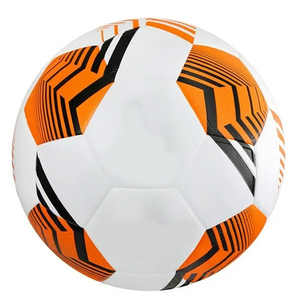 Ballon de football OEM blanc, orange et noir, motif entraînement, durable, gonflé, emballage officiel, taille 5, toucher doux - Product Image 4
